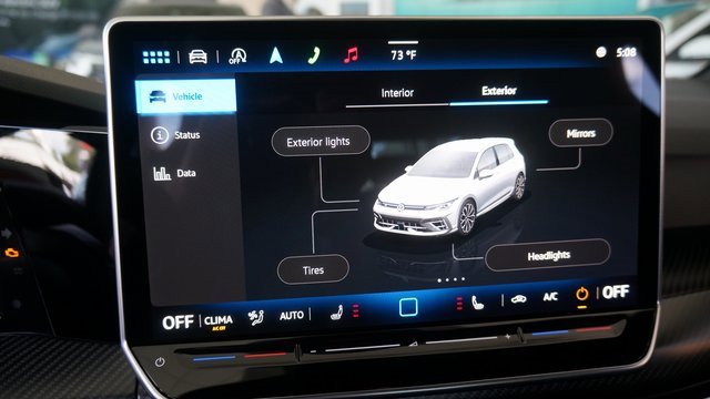 New 2025 Volkswagen Golf R Black Edition image 14