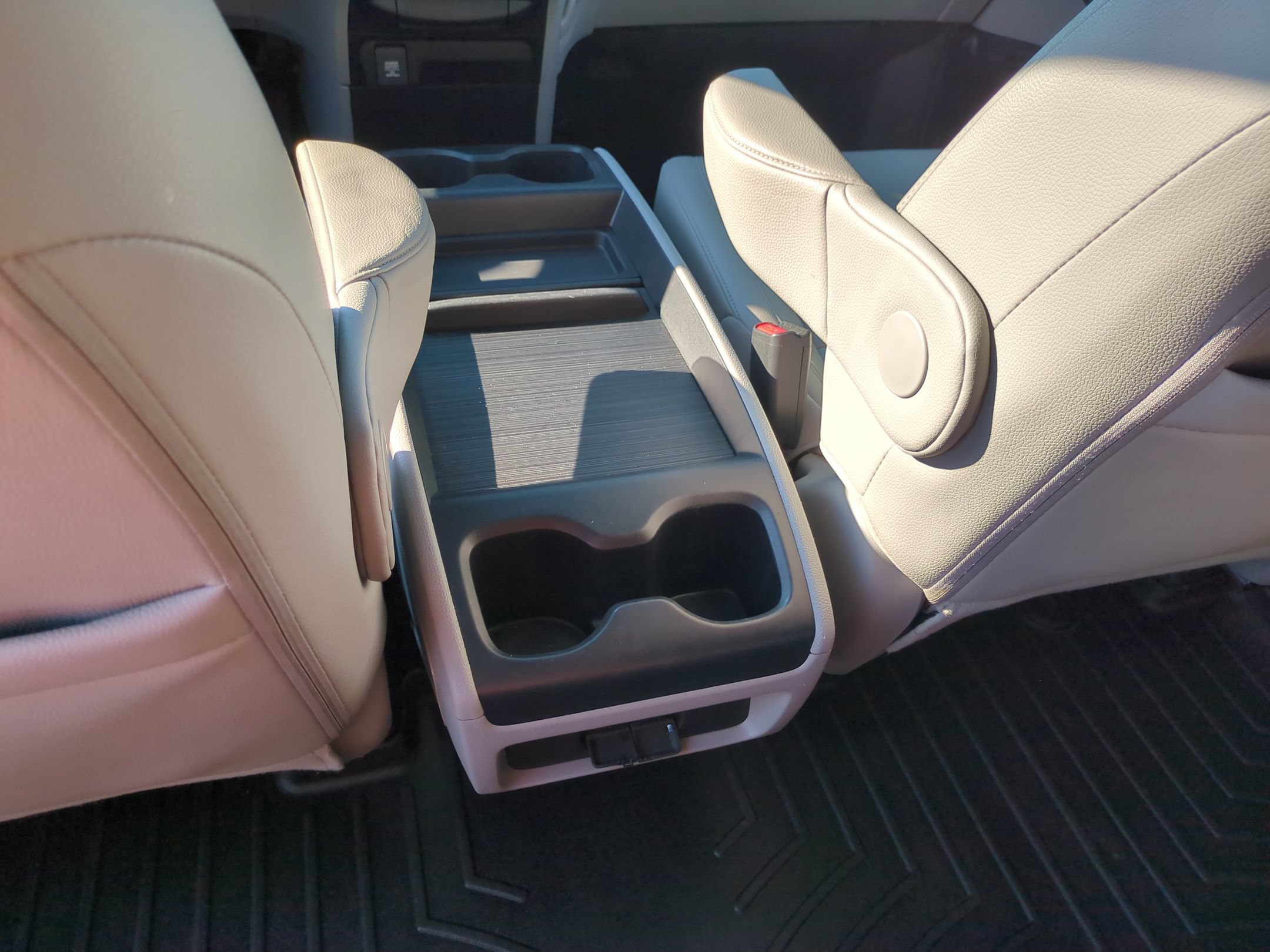 Used 2020 Honda Odyssey EX-L image 32