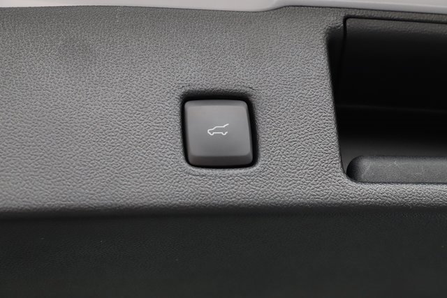 Used 2025 Ford Escape ST-Line Elite w/ Premium Technology Package image 10