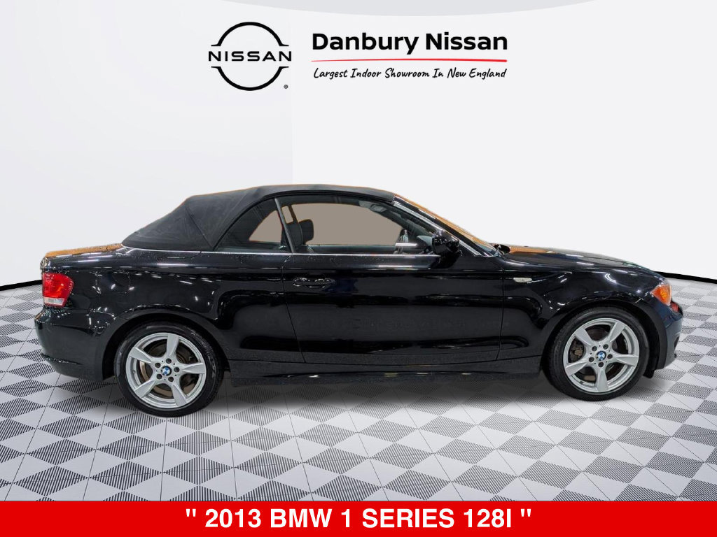 Used 2013 BMW 128i Convertible RWD image 2