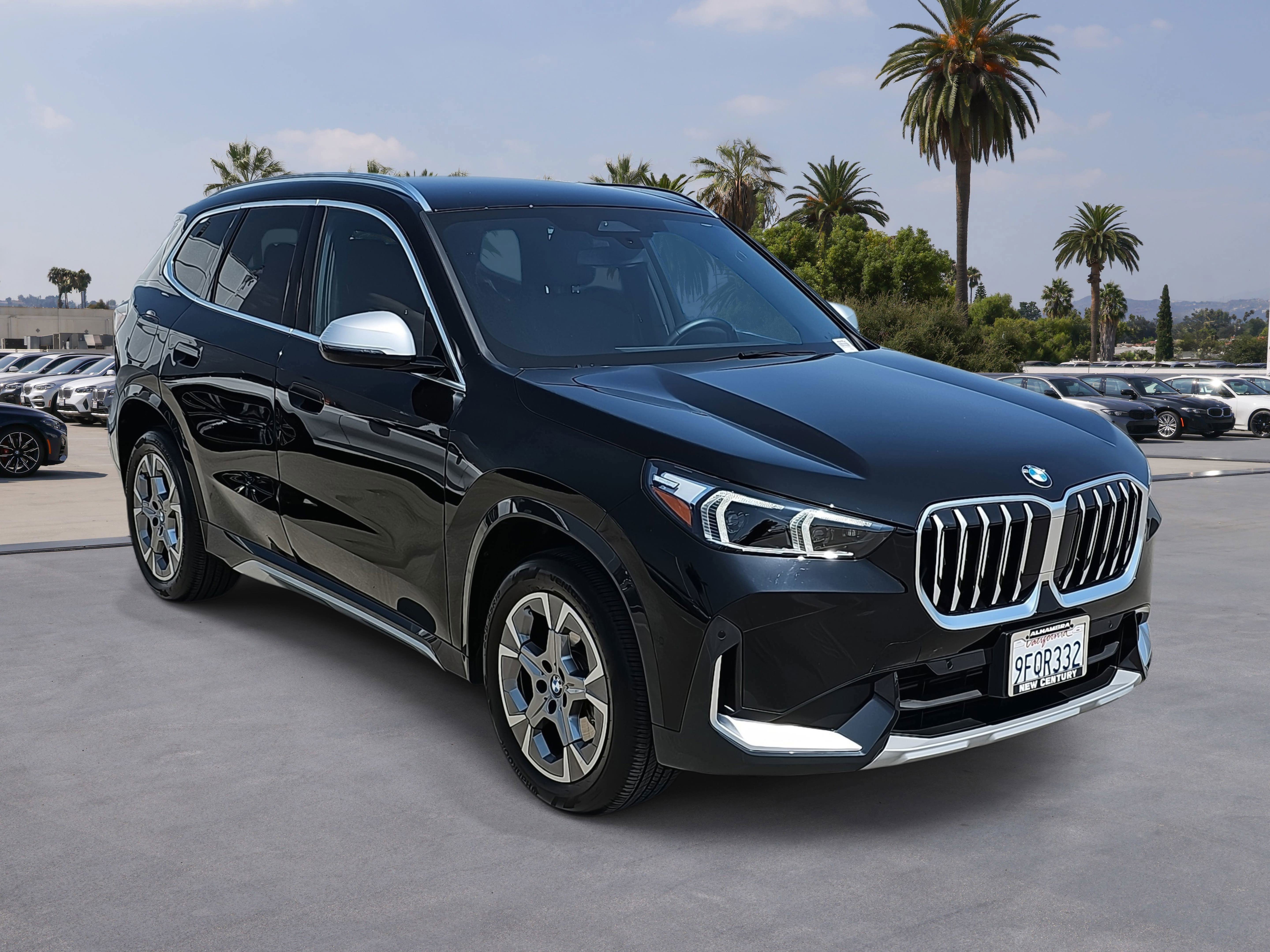 Certified 2023 BMW X1 xDrive28i AWD/4WD image 3