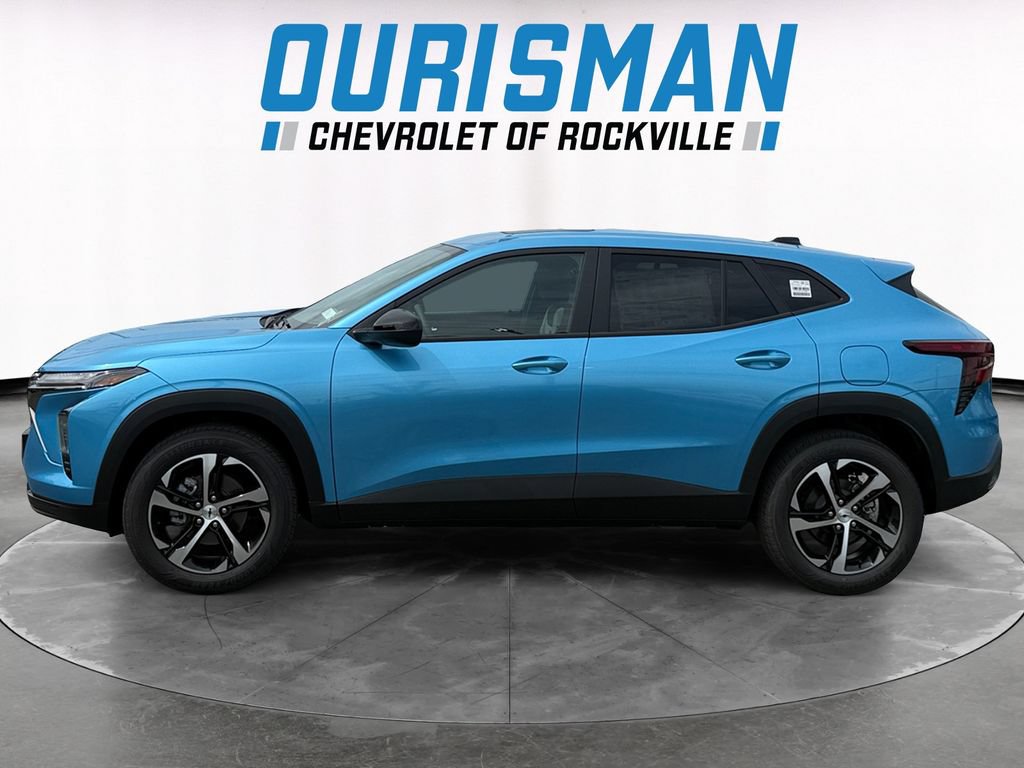 New 2026 Chevrolet Trax RS w/ Sunroof Package FWD image 3
