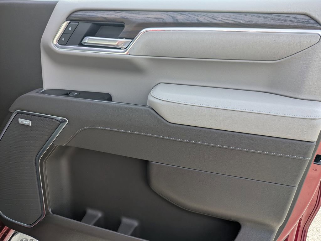 New 2026 GMC Sierra 1500 SLT image 31