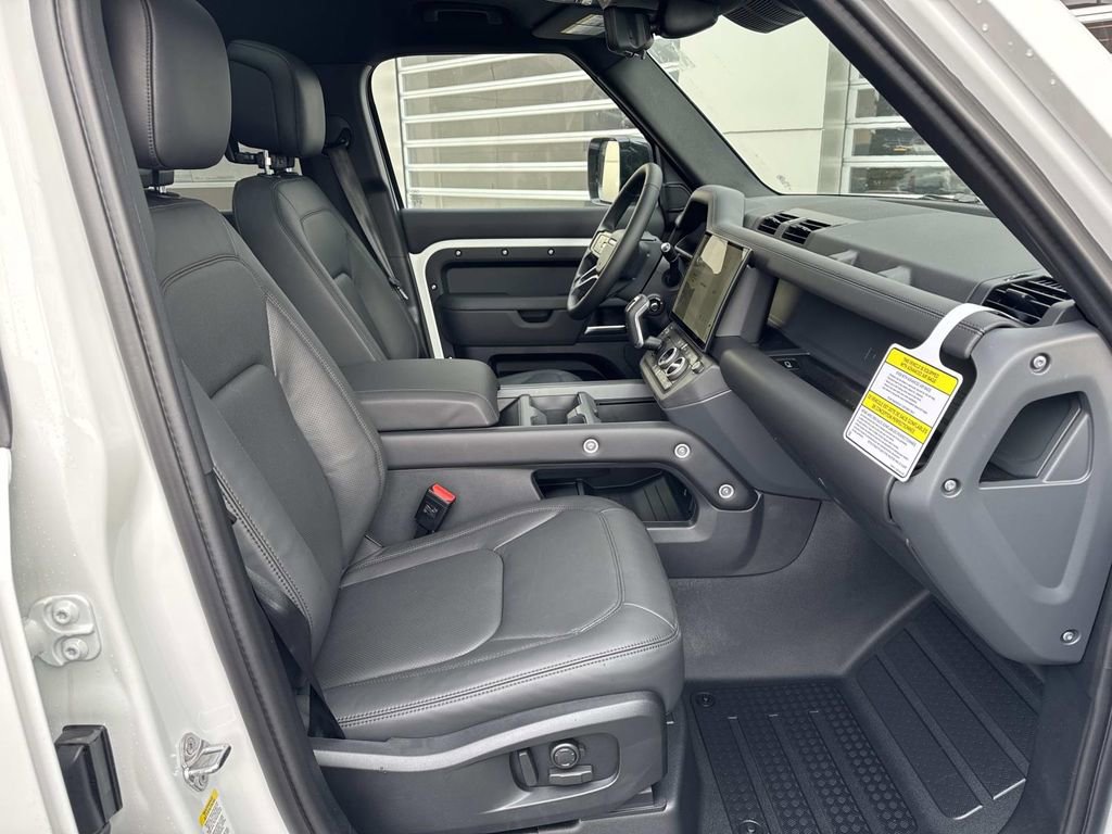 New 2026 Land Rover Defender 110 S image 8