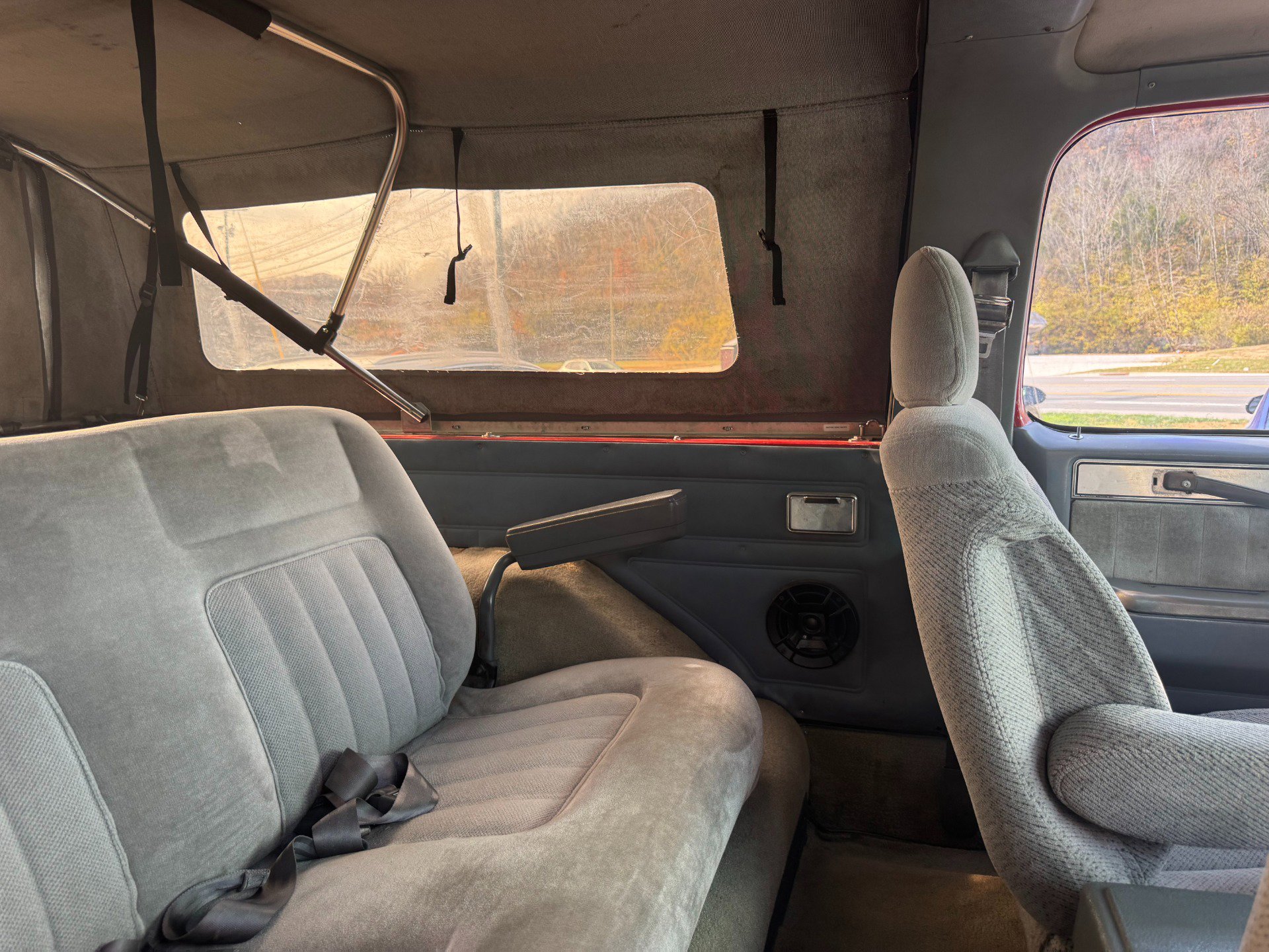 Used 1989 GMC Jimmy 4WD image 32