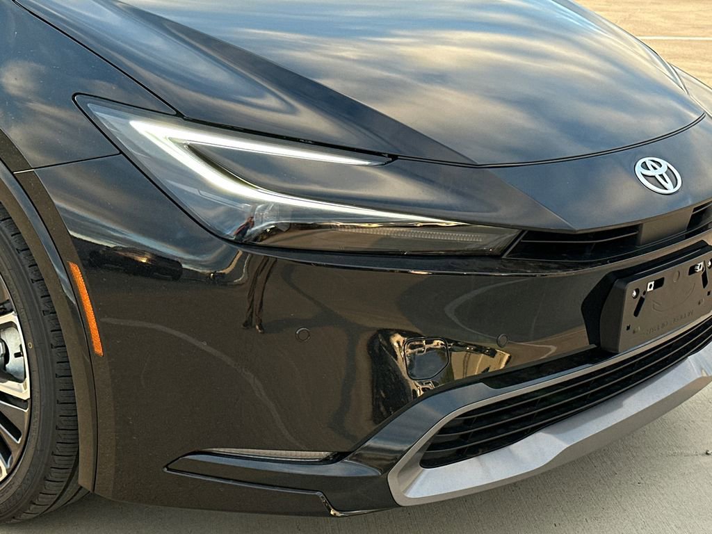 New 2026 Toyota Prius XLE image 8