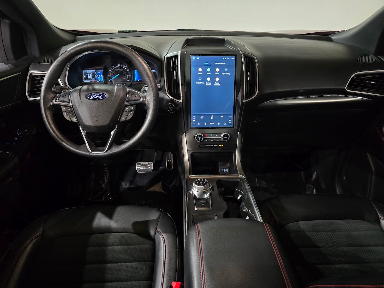 Used 2023 Ford Edge ST-Line image 33