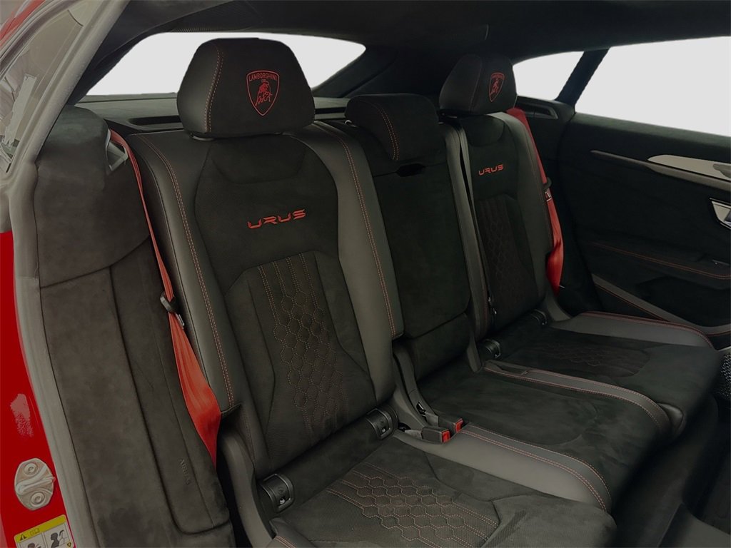 Used 2023 Lamborghini Urus Performante image 30