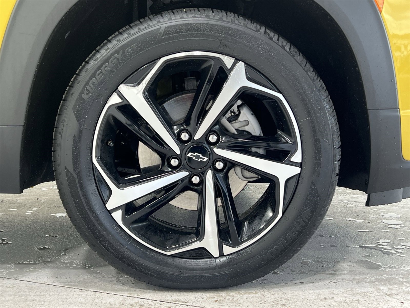 Used 2023 Chevrolet TrailBlazer RS w/ Sun and Liftgate Package image 10