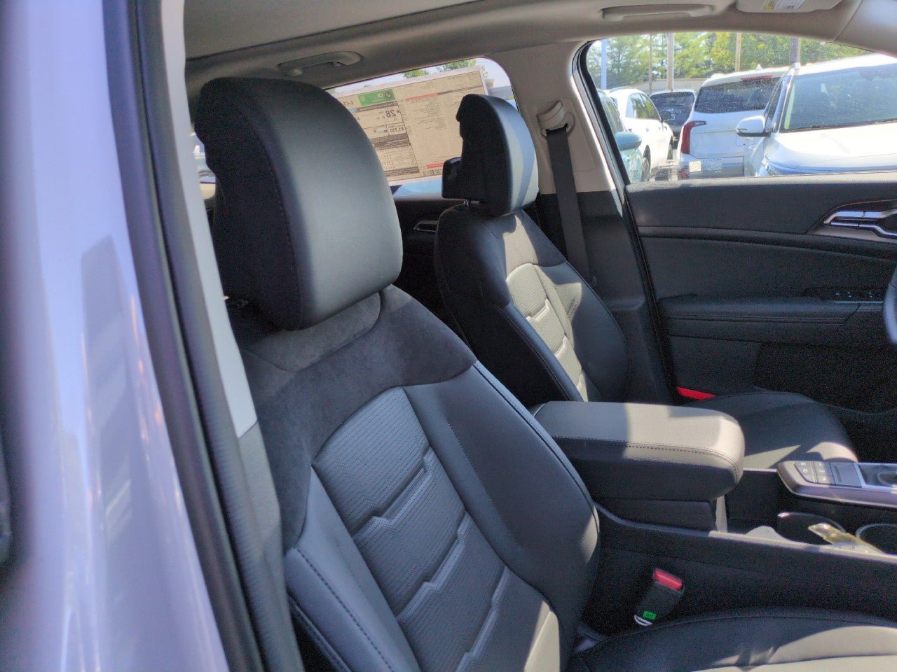 New 2026 Kia Sportage SX FWD image 35