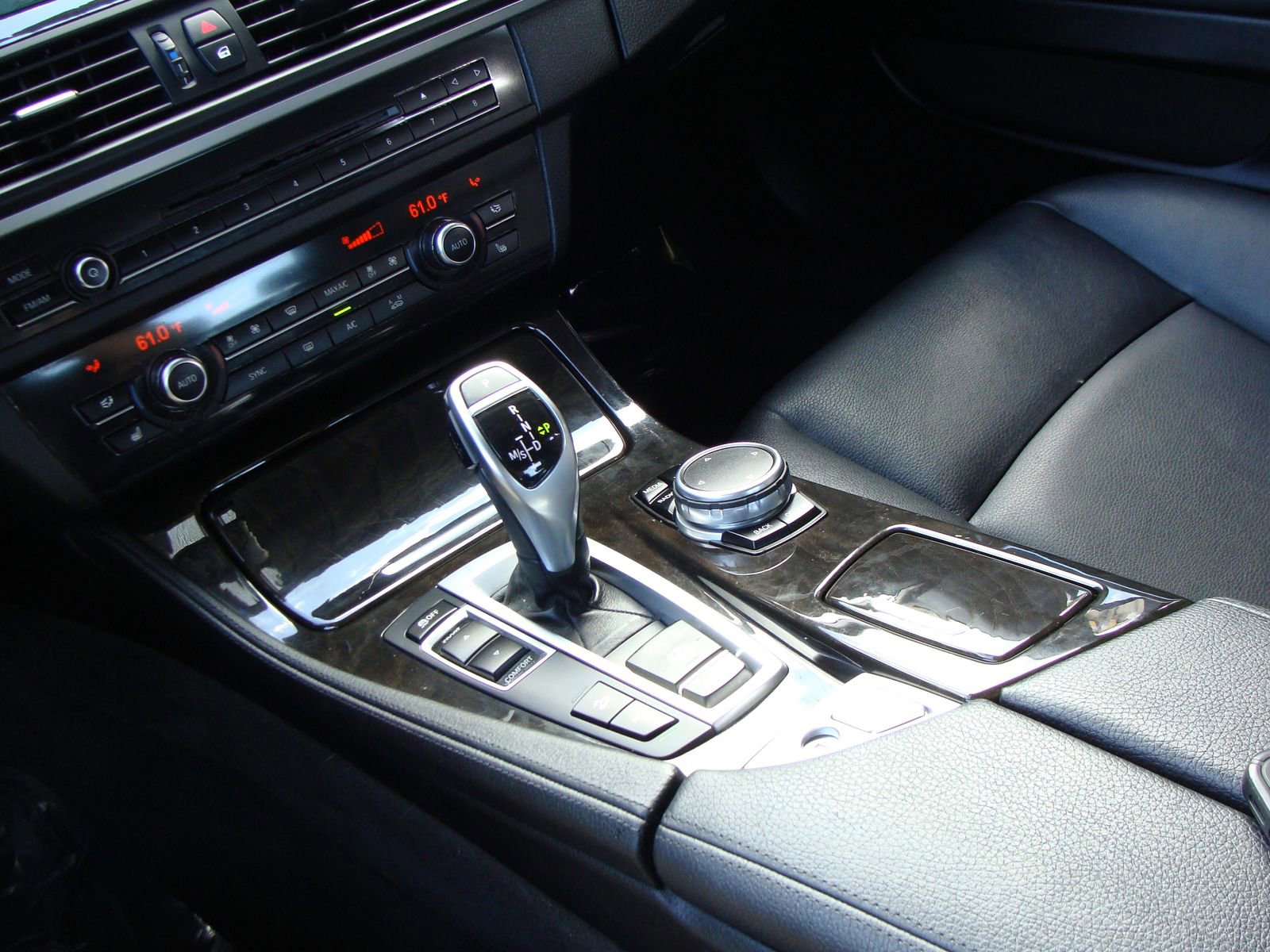 Used 2016 BMW 528i xDrive Sedan AWD/4WD image 16