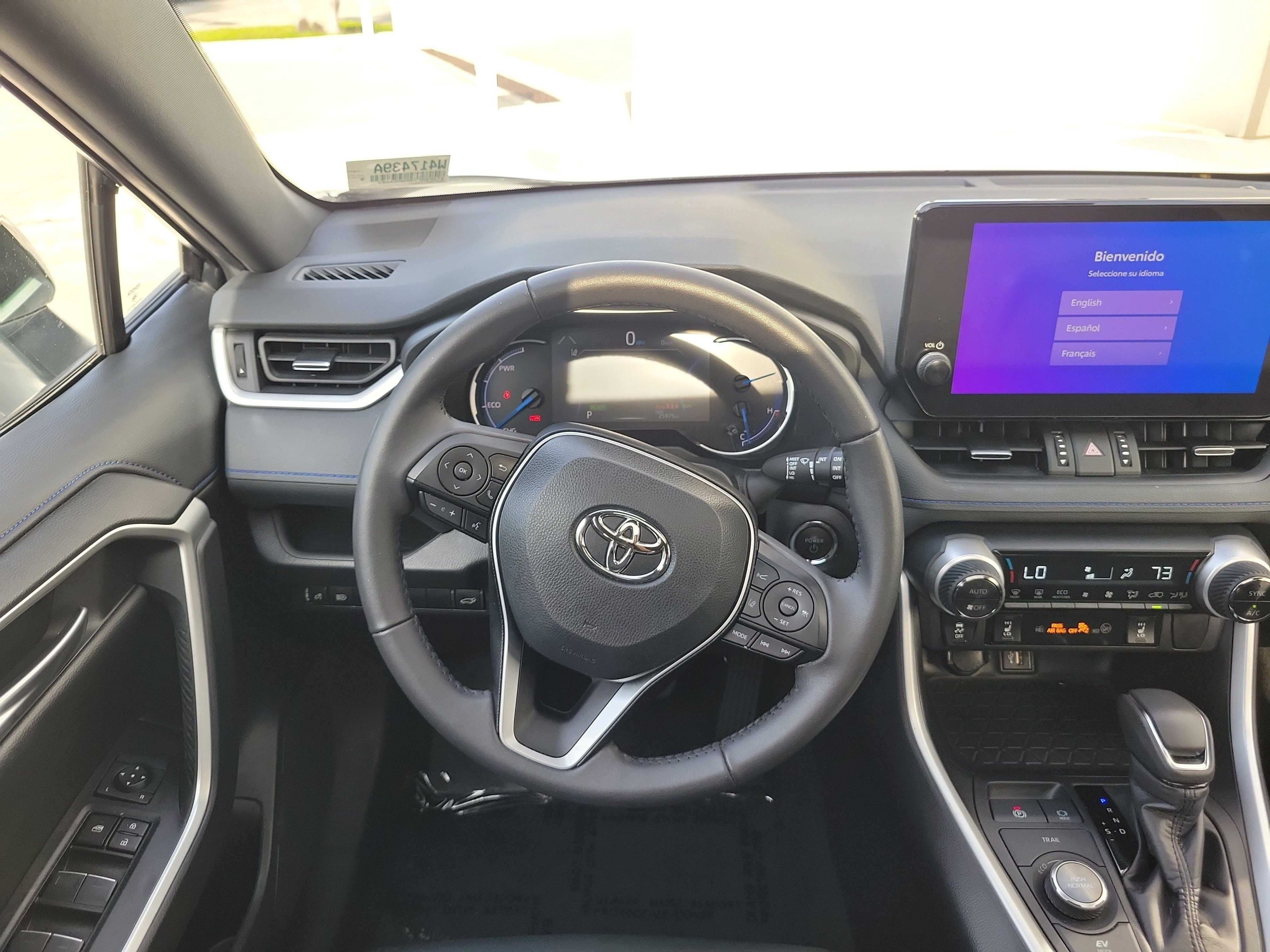 Used 2024 Toyota RAV4 XSE AWD/4WD image 18