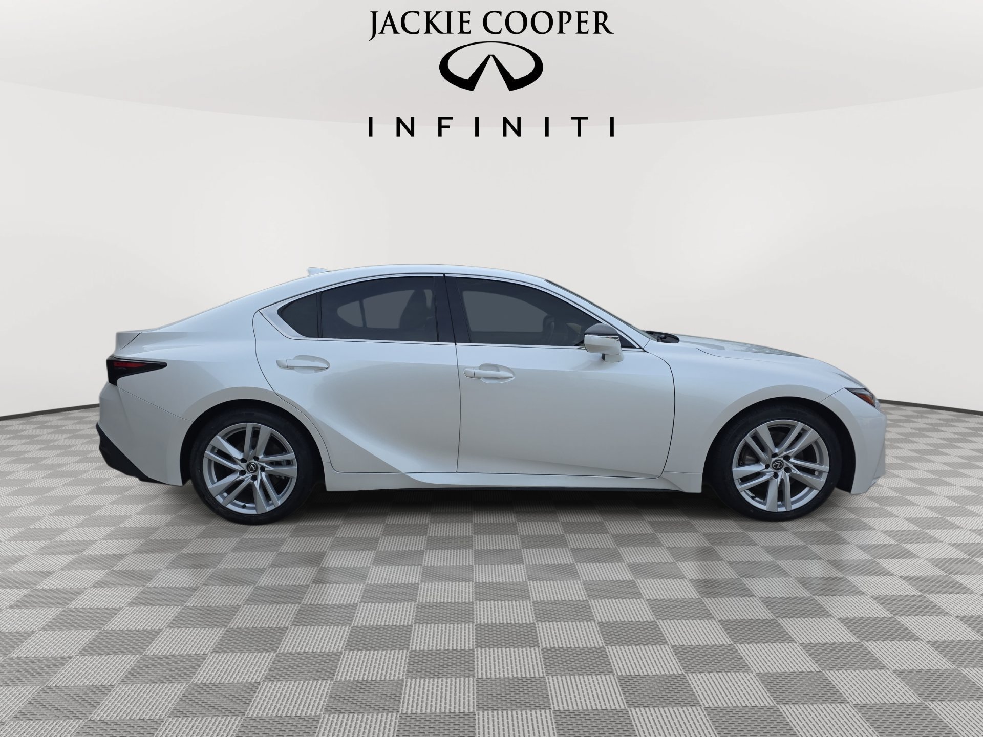 Used 2024 Lexus IS 300 w/ Comfort Package RWD image 4