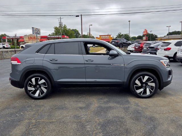 New 2026 Volkswagen Atlas Cross Sport SE FWD image 15