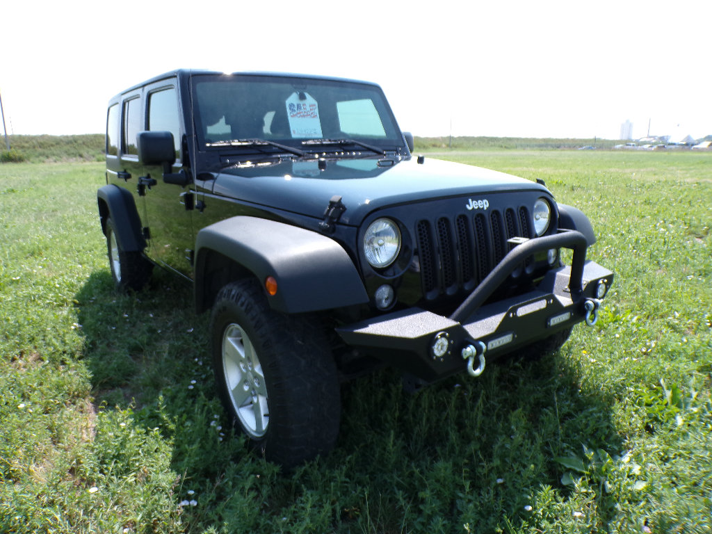 Used 2016 Jeep Wrangler Unlimited Sport w/ Quick Order Package 24S AWD/4WD image 11