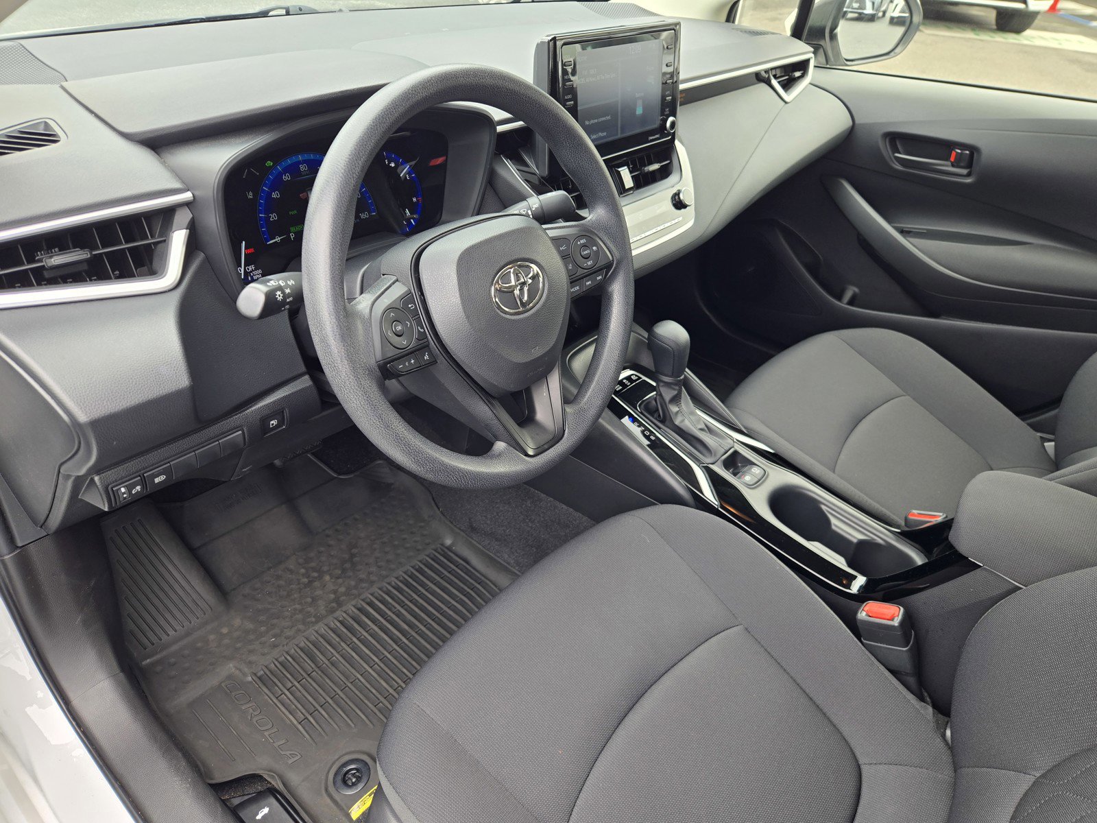 Used 2022 Toyota Corolla LE image 10
