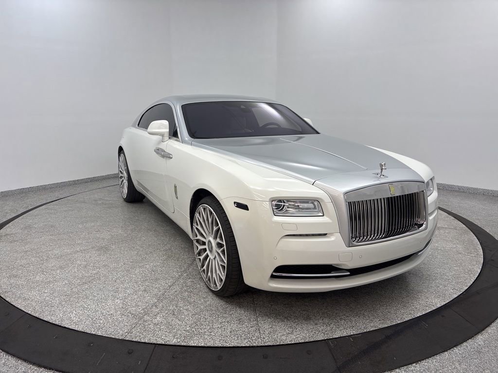 Used 2016 Rolls-Royce Wraith RWD image 22