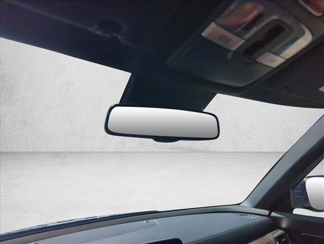 Used 2023 Kia Telluride EX w/ EX Captain's Chair Package image 15