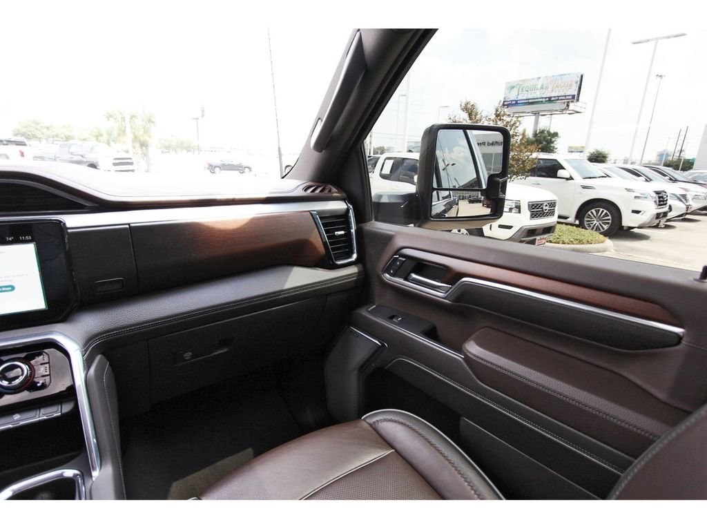 Used 2024 GMC Sierra 2500 Denali w/ Denali Reserve Package image 8