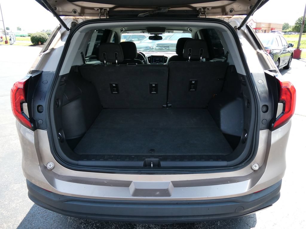 Used 2018 GMC Terrain SLE FWD image 16