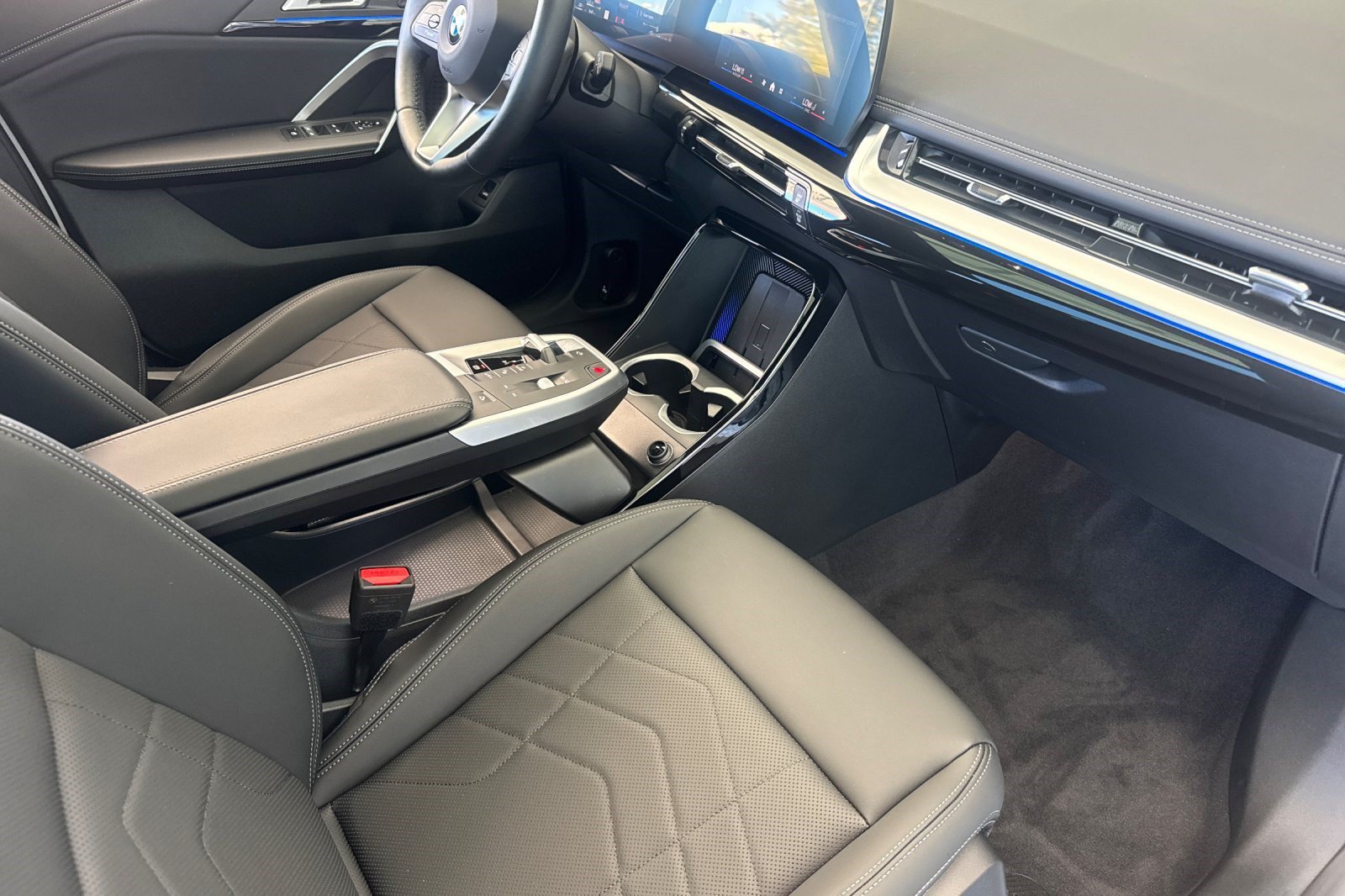 Used 2026 BMW X1 xDrive28i w/ Technology Package AWD/4WD image 34