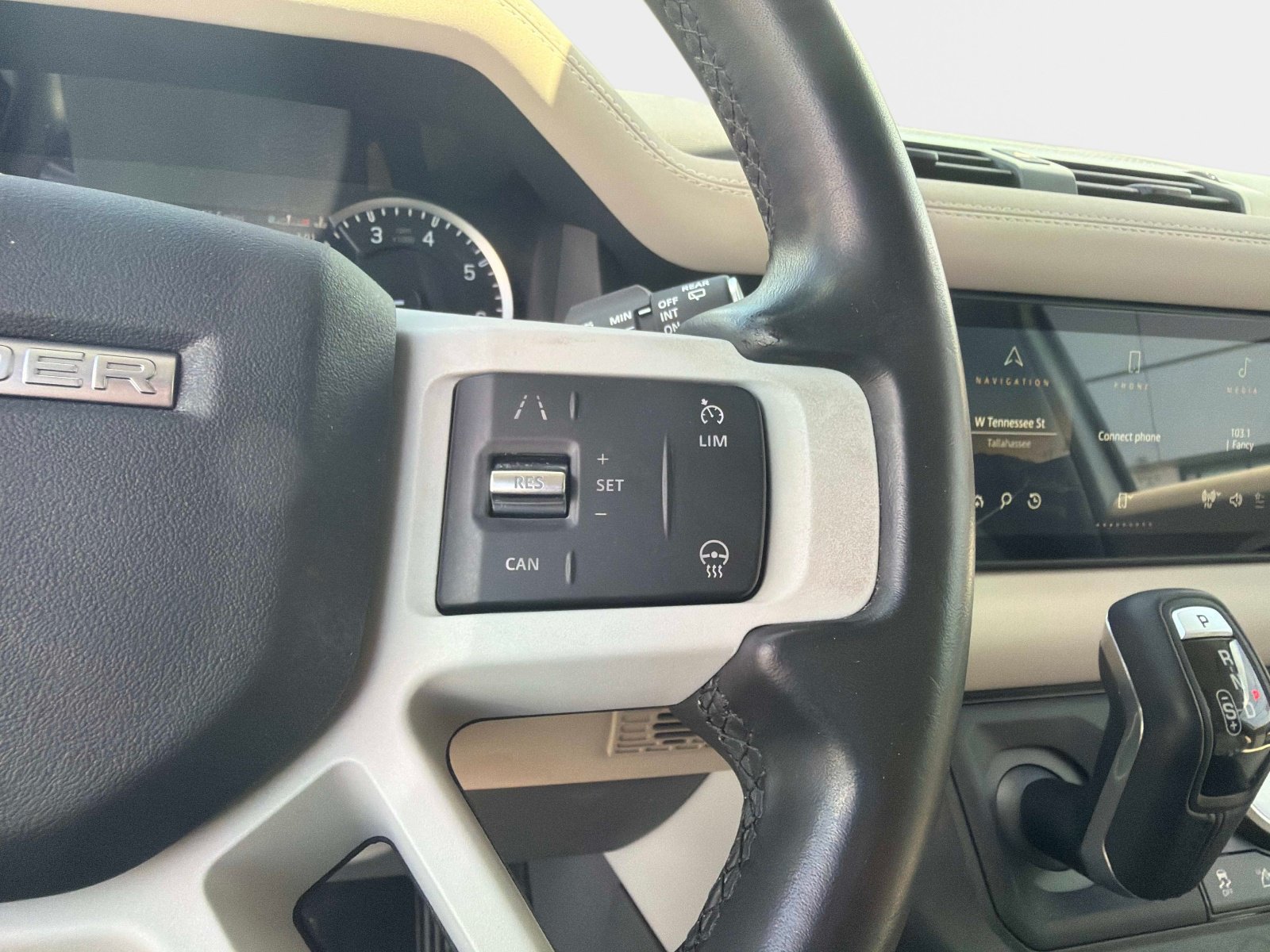 Used 2023 Land Rover Defender 90 S AWD/4WD image 23