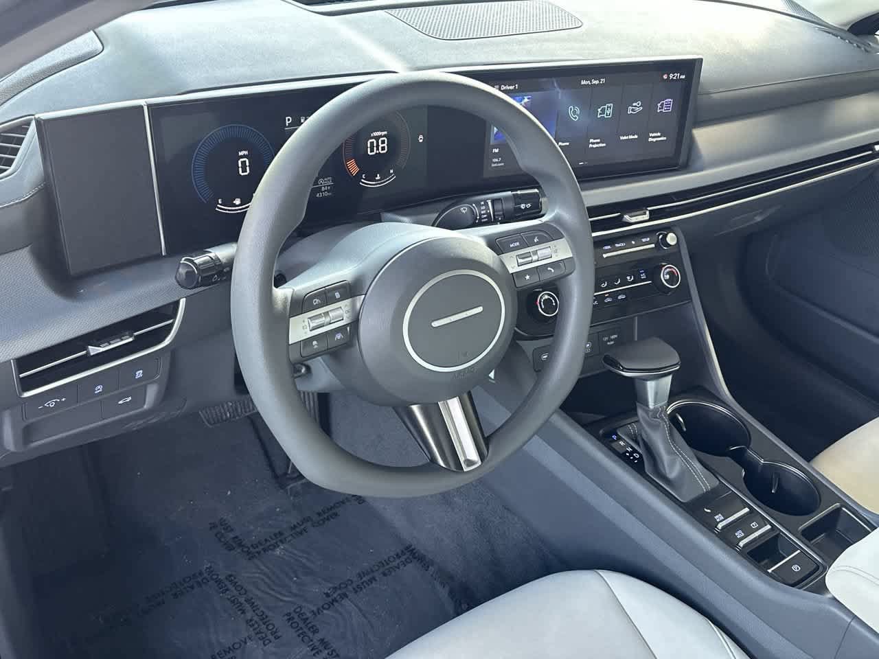 Used 2026 Hyundai Sonata SE FWD image 13