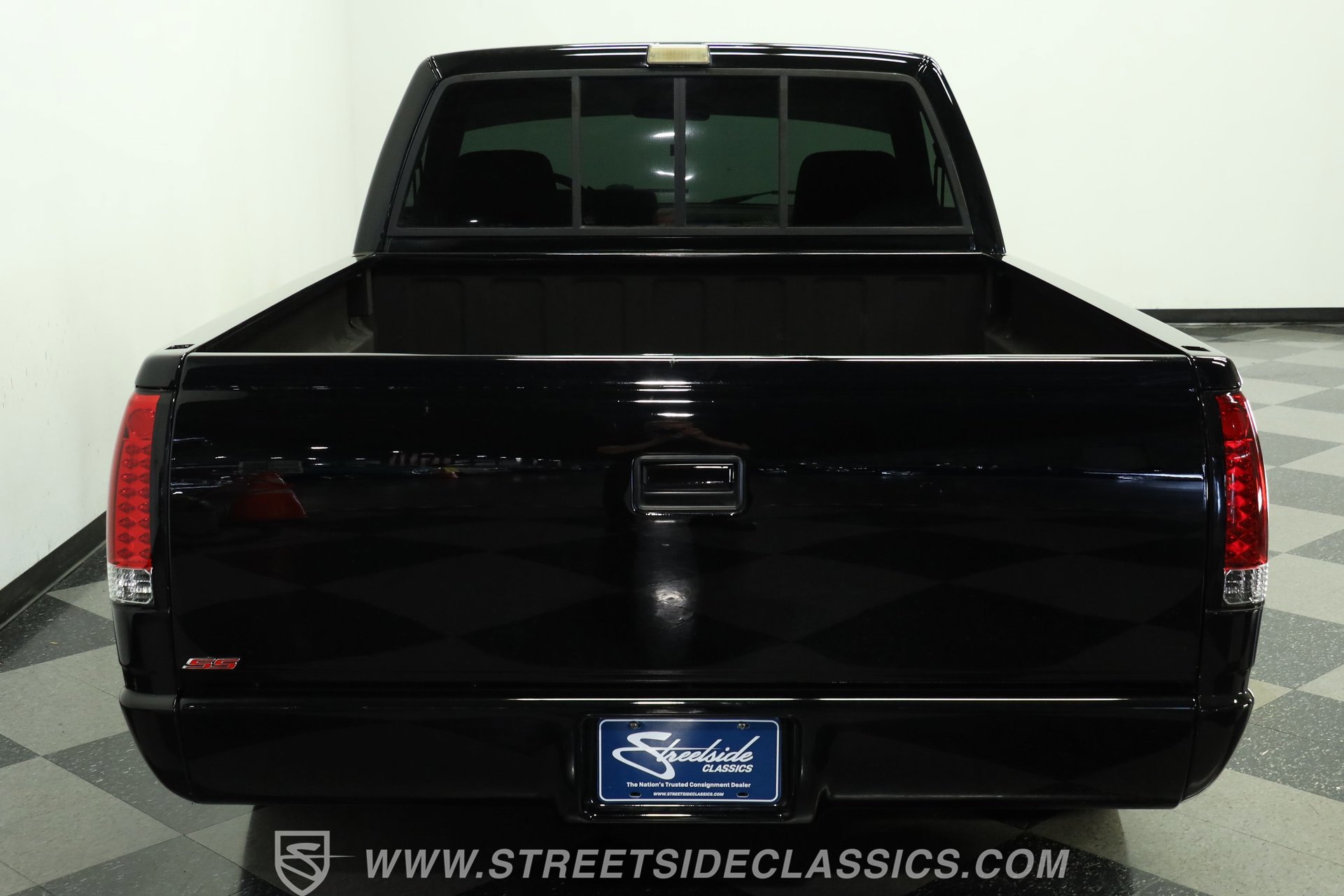 Used 1990 Chevrolet Silverado 1500 454 SS image 9