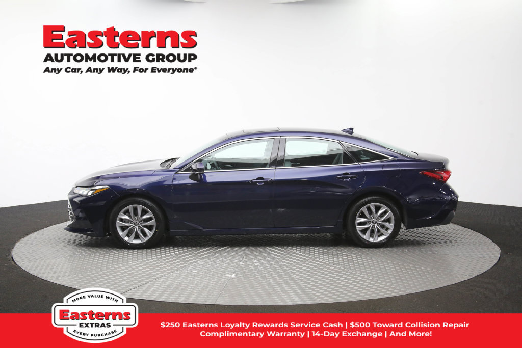 Used 2022 Toyota Avalon XLE w/ Moonroof Package FWD image 62