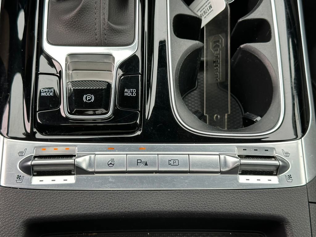 Used 2024 Kia Carnival SX Prestige FWD image 22