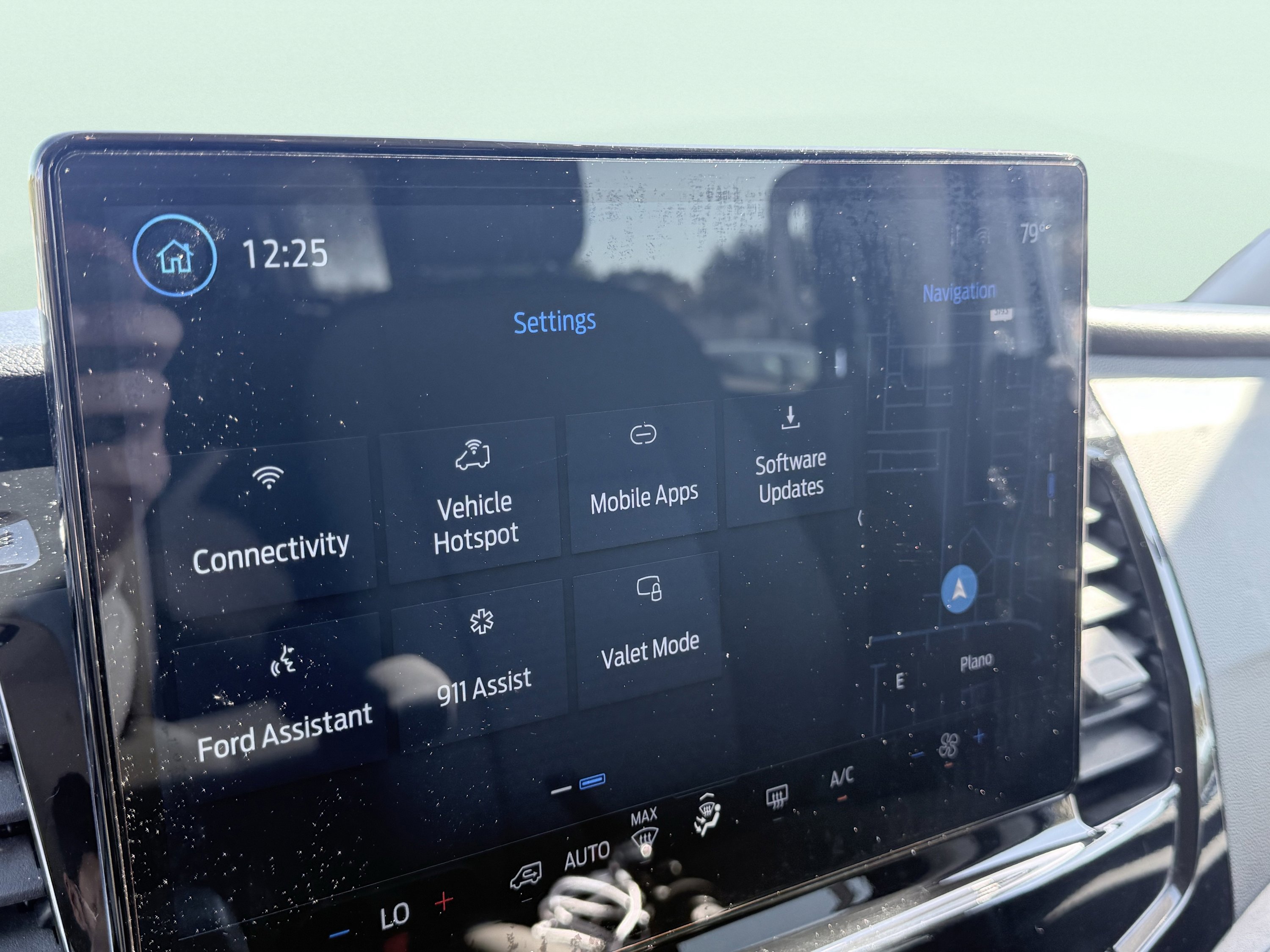 Used 2023 Ford Transit 350 XLT image 46