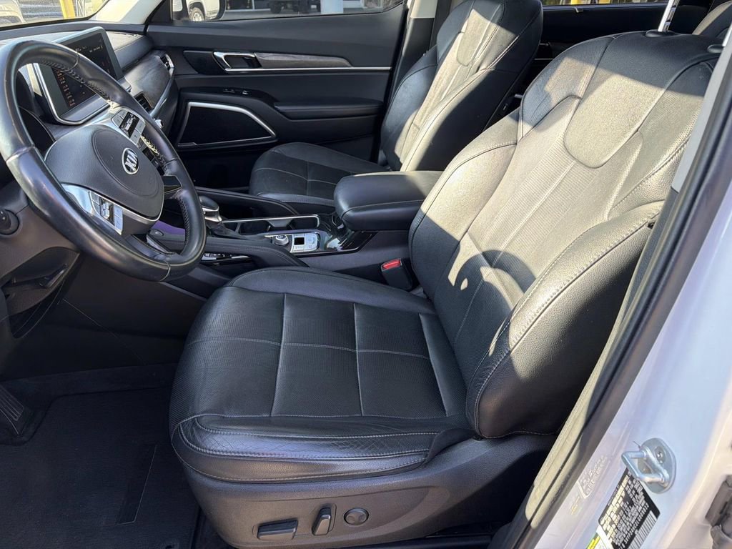 Used 2020 Kia Telluride EX image 24