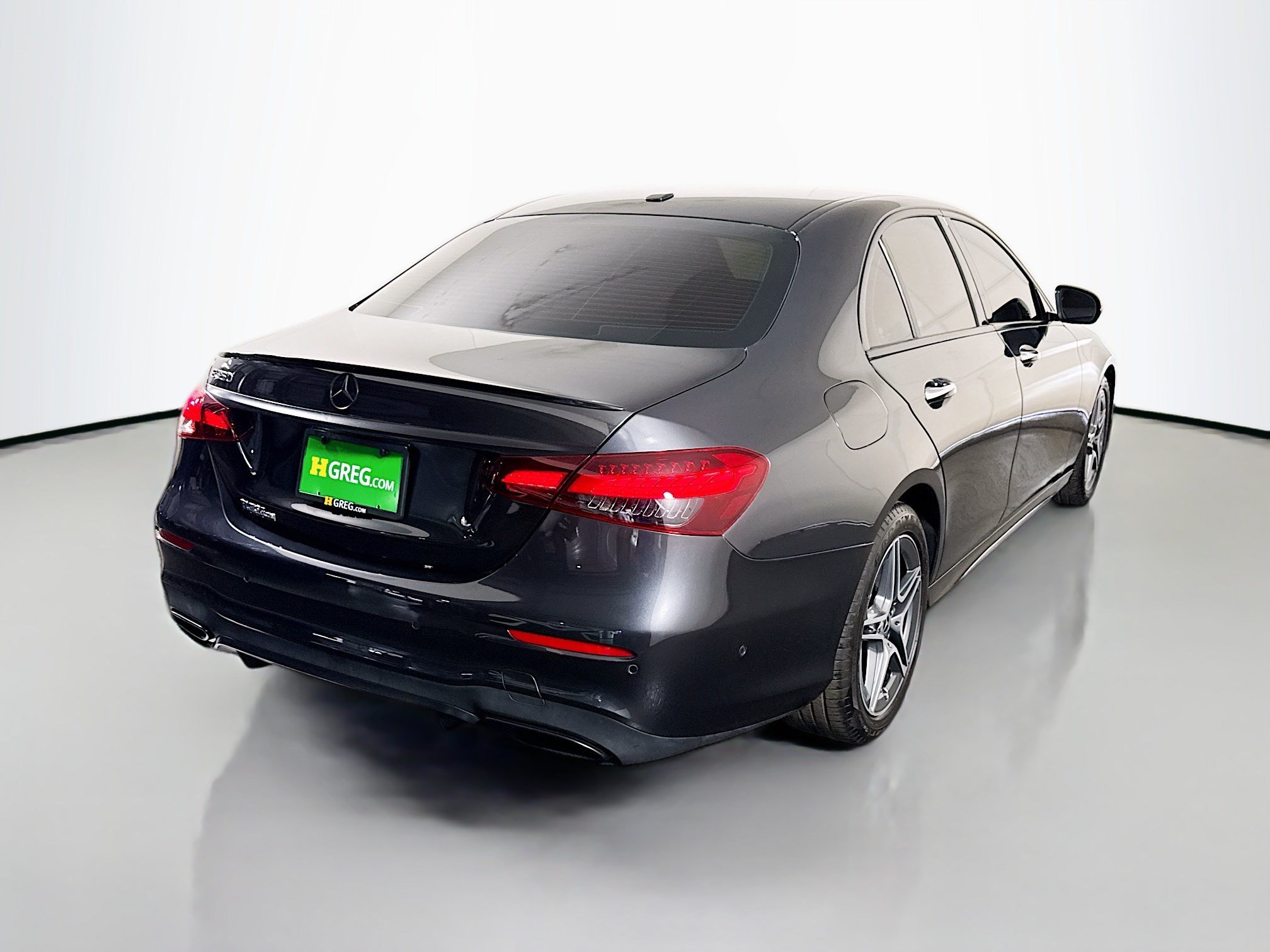 Used 2022 Mercedes-Benz E 350 Sedan w/ AMG Line Exterior image 10