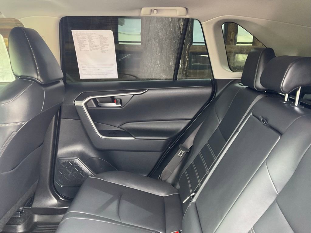Used 2024 Toyota RAV4 XLE Premium image 40