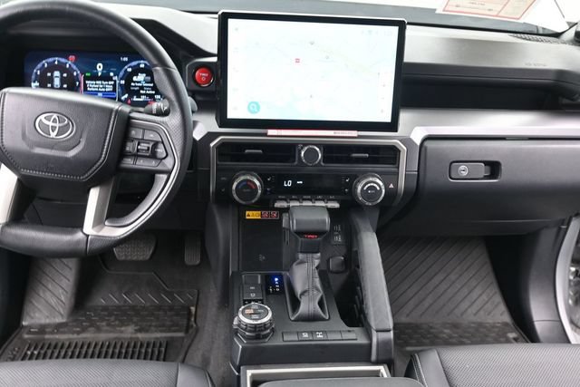 Certified 2026 Toyota 4Runner TRD Off-Road Premium AWD/4WD image 27