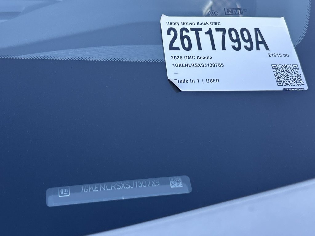 Used 2025 GMC Acadia Denali FWD image 34