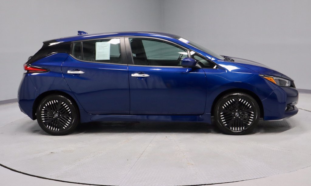 Certified 2025 Nissan Leaf SV Plus FWD image 11