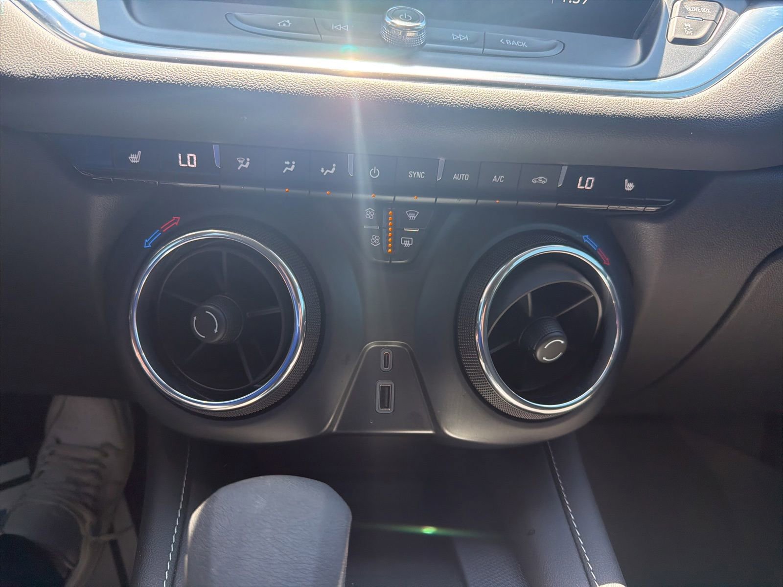 Used 2024 Chevrolet Blazer LT w/ Convenience Package FWD image 15