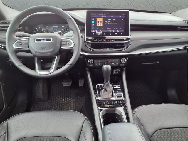 Used 2024 Jeep Compass Trailhawk image 15