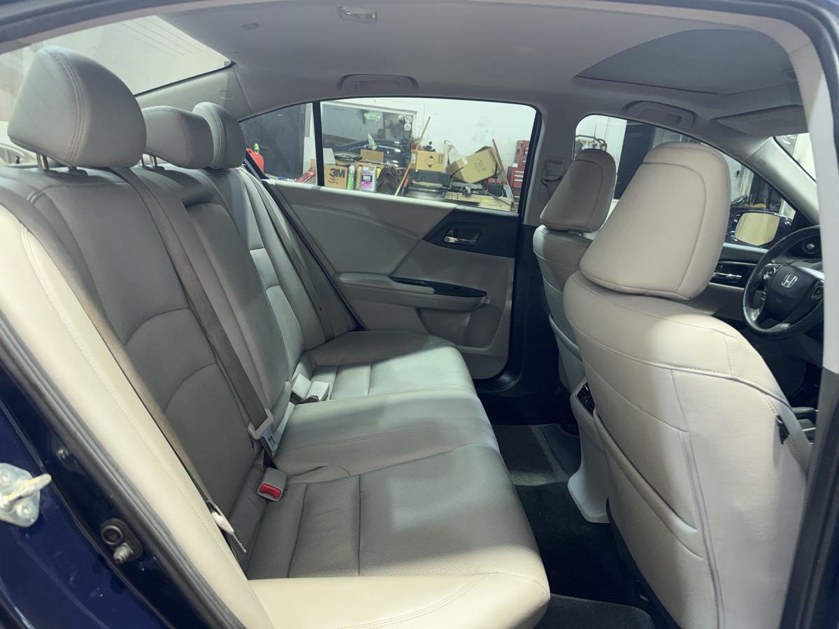 Used 2015 Honda Accord EX-L image 27