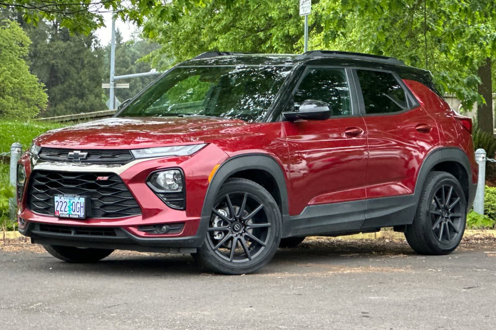 Used 2022 Chevrolet TrailBlazer RS w/ Sun and Liftgate Package FWD image 1