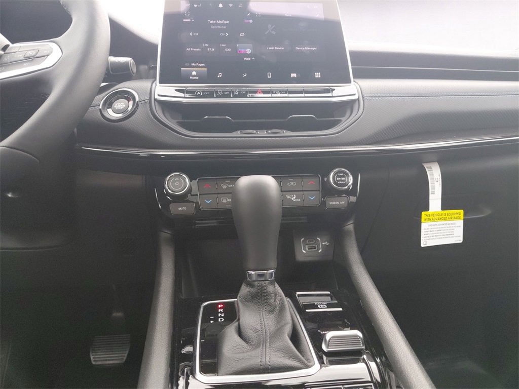 New 2025 Jeep Compass Limited w/ Sun and Sound Group image 11