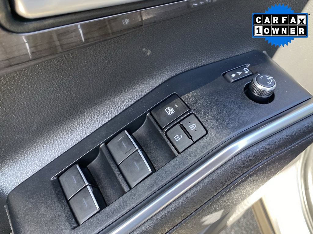 Used 2023 Toyota Highlander Platinum image 24