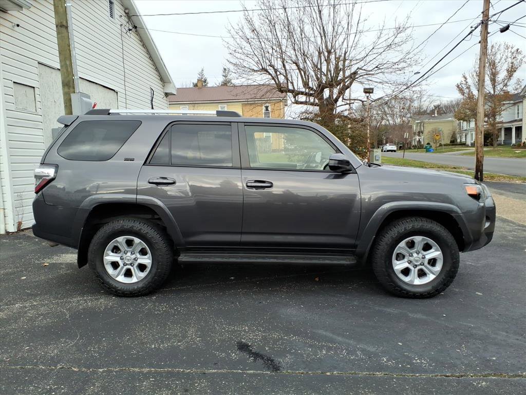 Used 2020 Toyota 4Runner SR5 image 2
