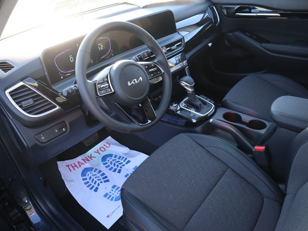 New 2026 Kia Seltos S FWD image 22