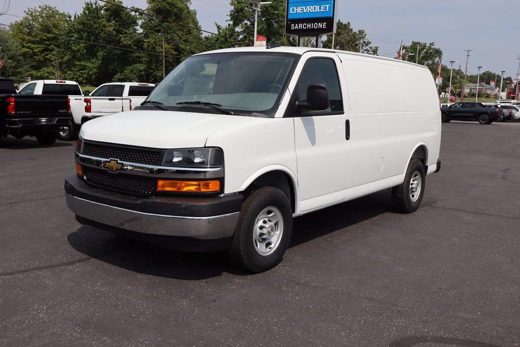 New 2025 Chevrolet Express 2500 w/ Driver Convenience Package RWD image 26