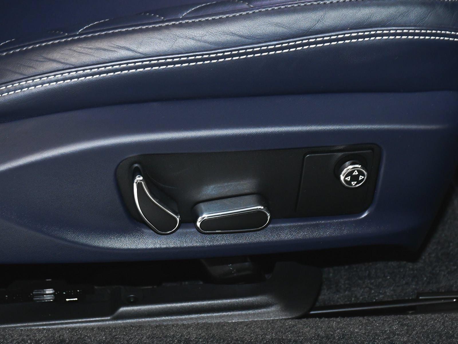 Used 2022 Bentley Continental GT AWD/4WD image 54