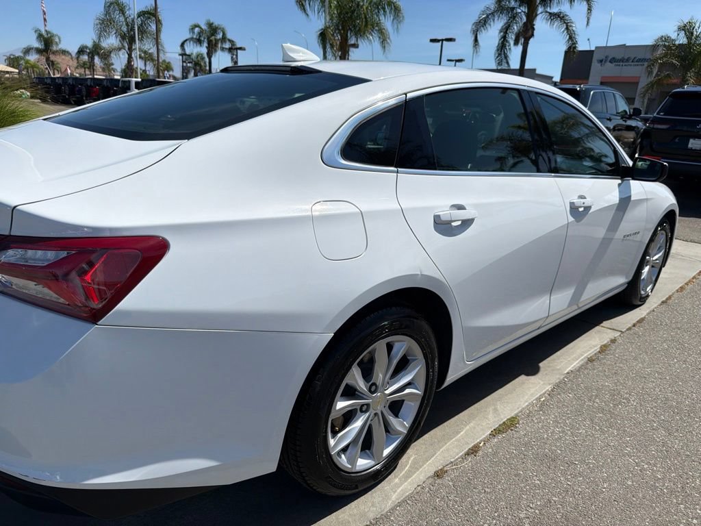 Used 2022 Chevrolet Malibu LT FWD image 12
