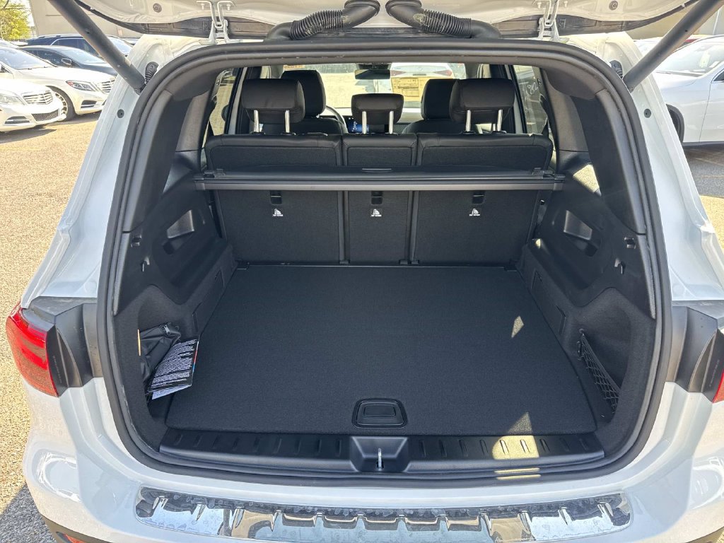 Used 2026 Mercedes-Benz GLB 250 image 5