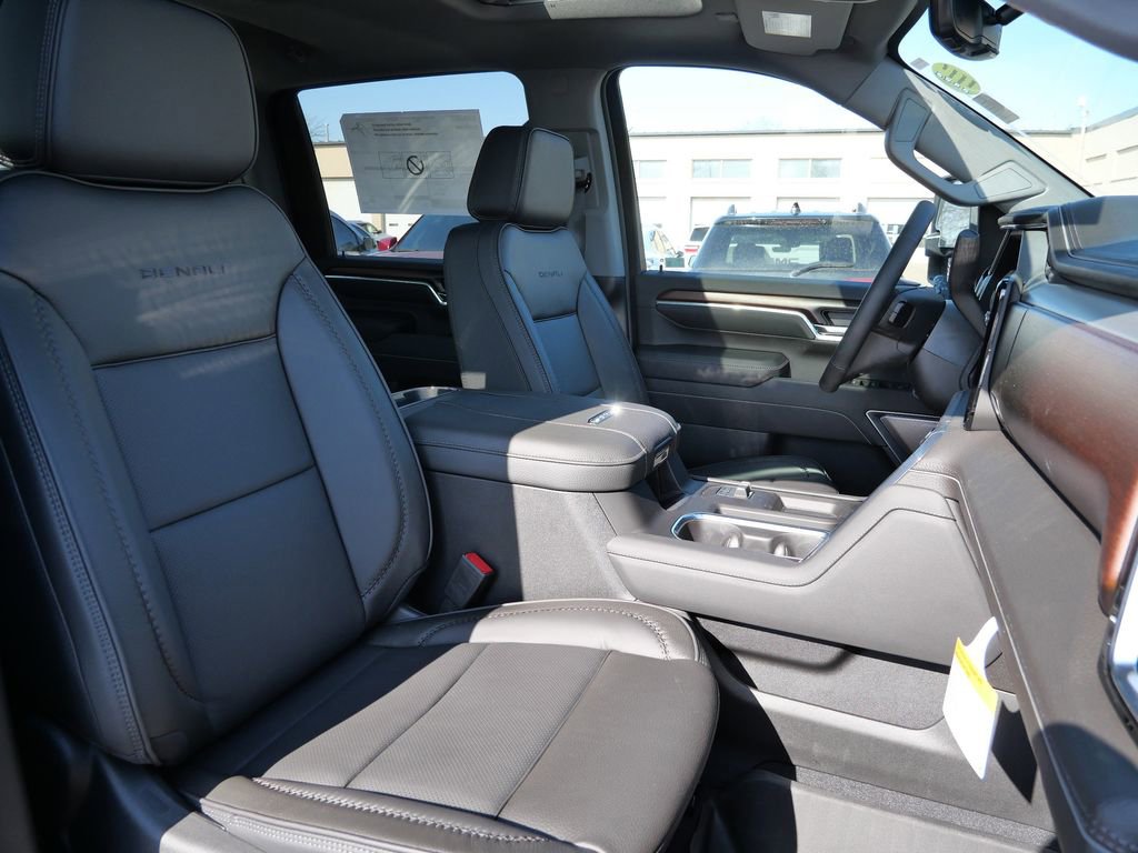 New 2026 GMC Sierra 3500 Denali w/ Denali Reserve Package image 20
